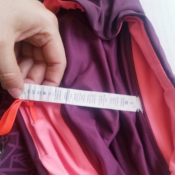 Lululemon | Speedway 2.5" Inseam Shorts size 6‎ - Picture 7 of 9